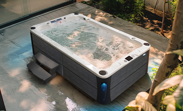 Deck Series Brentwood hot tubs for sale